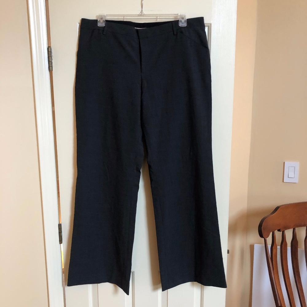18 Long "Perfect" Trousers in Gray